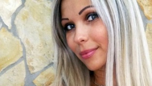 Live Skype sex with BarbiePussyCummm BarbiePussyCummm amatuer cam girl to skype sex