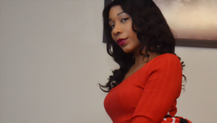 Live Skype sex with SeductressMya SeductressMya amatuer cam girl to skype sex