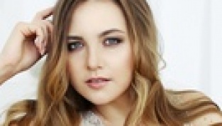 Live Skype sex with YouthDew YouthDew amatuer cam girl to skype sex