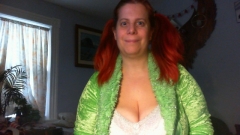 Live Skype sex with thumpperbambee thumpperbambee amatuer cam girl to skype sex