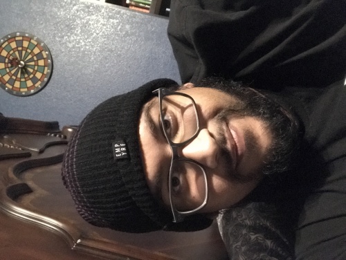 Ahaqer, Asian pakistani Ahaqer SkyPeepZ member