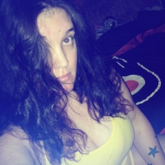 ChrisTheHuntres, Come Play a little with me ChrisTheHuntres skype cam girl