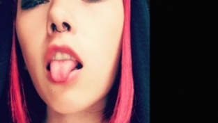 Mandy_xxx, Red hair and more Mandy_xxx skype cam girl