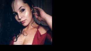 Roselinexxx skype cam girl
